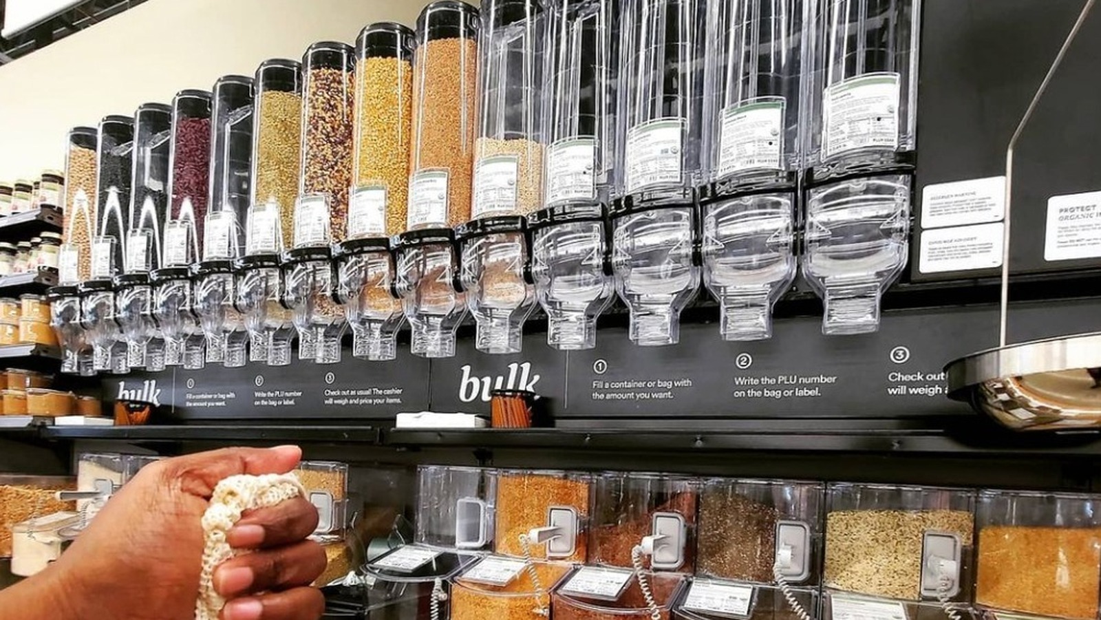 https://www.mashed.com/img/gallery/why-the-bulk-nuts-at-whole-foods-might-not-be-worth-it/l-intro-1660054839.jpg