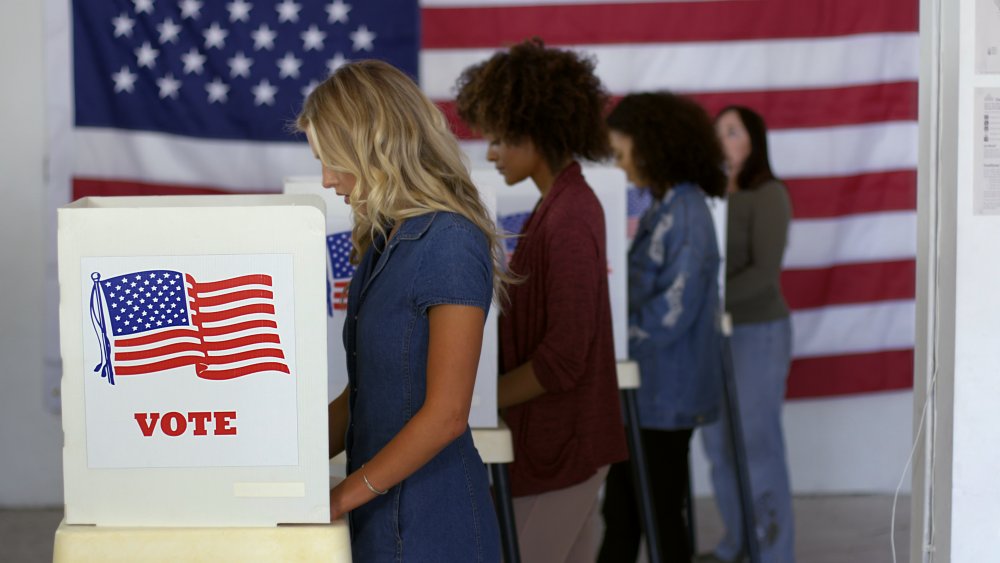 Four women voting