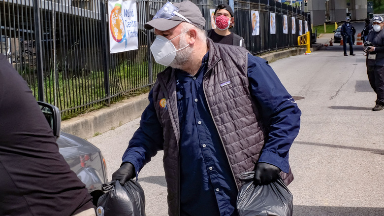 jose andres handing out food