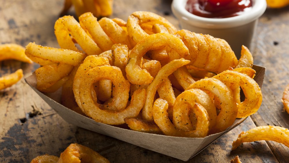 curly fries