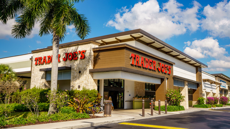 exterior shot of a Trader Joe's market location on a sunny day