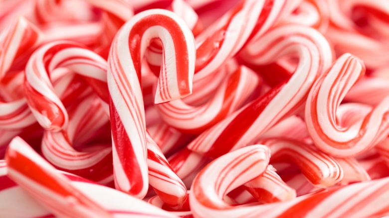 why-we-eat-candy-canes-at-christmas