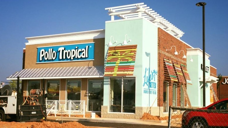 Pollo Tropical Georgia storefront