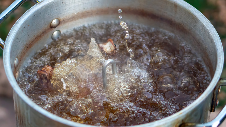 deep frying turkey in a pot