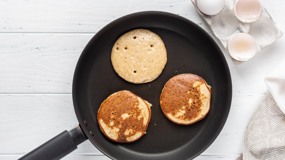 pancakes cooking