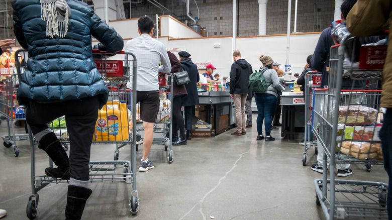 costco checkout line