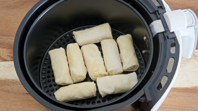 Spring rolls in air fryer