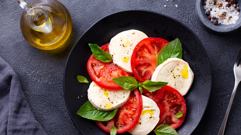 Tomato and cheese sold with vinegar