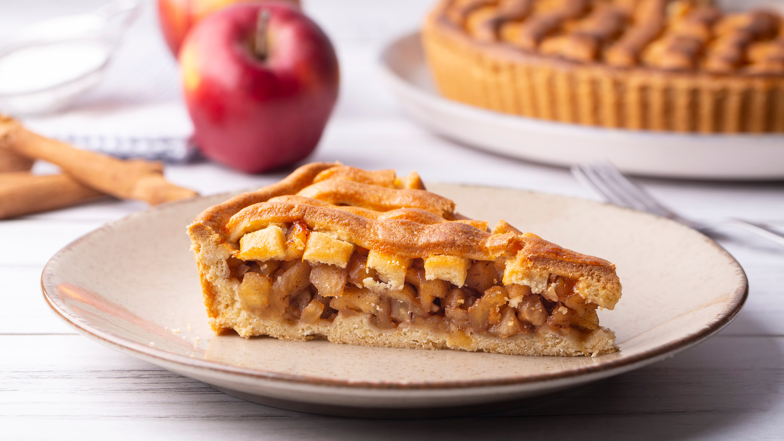 Why You Should Make Apple Pie In Your Air Fryer