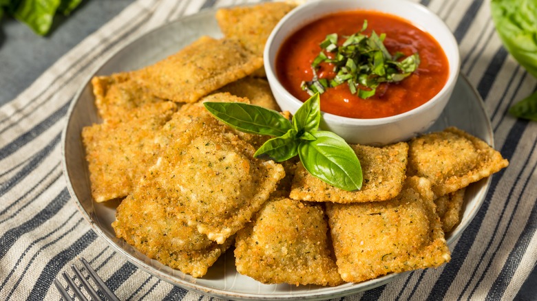 plate of fried ravioli 