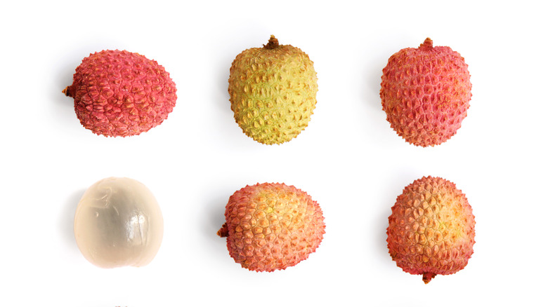 Ripe and unripe lychee fruit