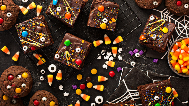 Halloween "monster brownies"