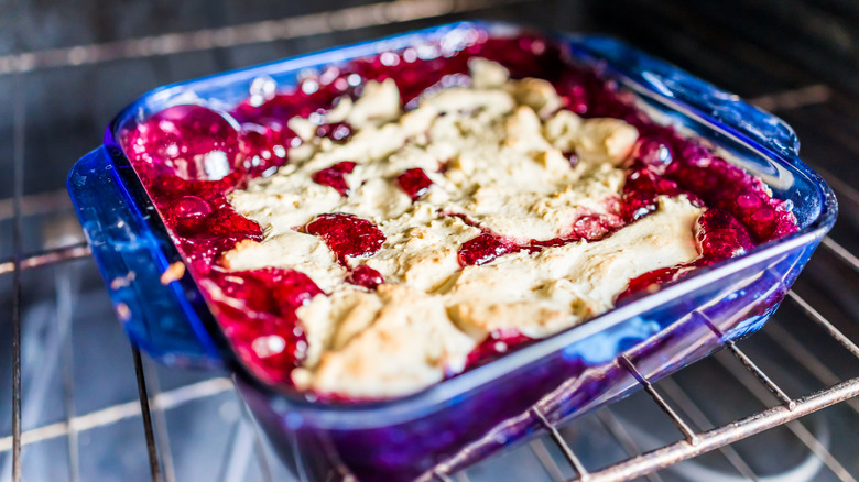 fruit cobbler glass baking dish