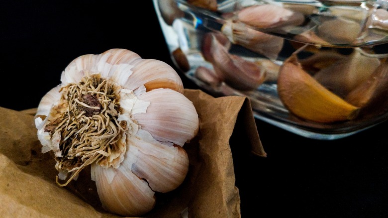 Garlic cloves soaked in water