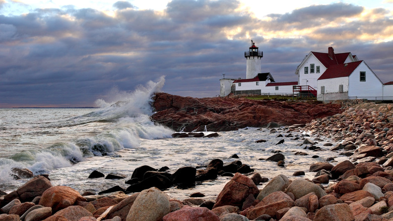 New England ocean scene