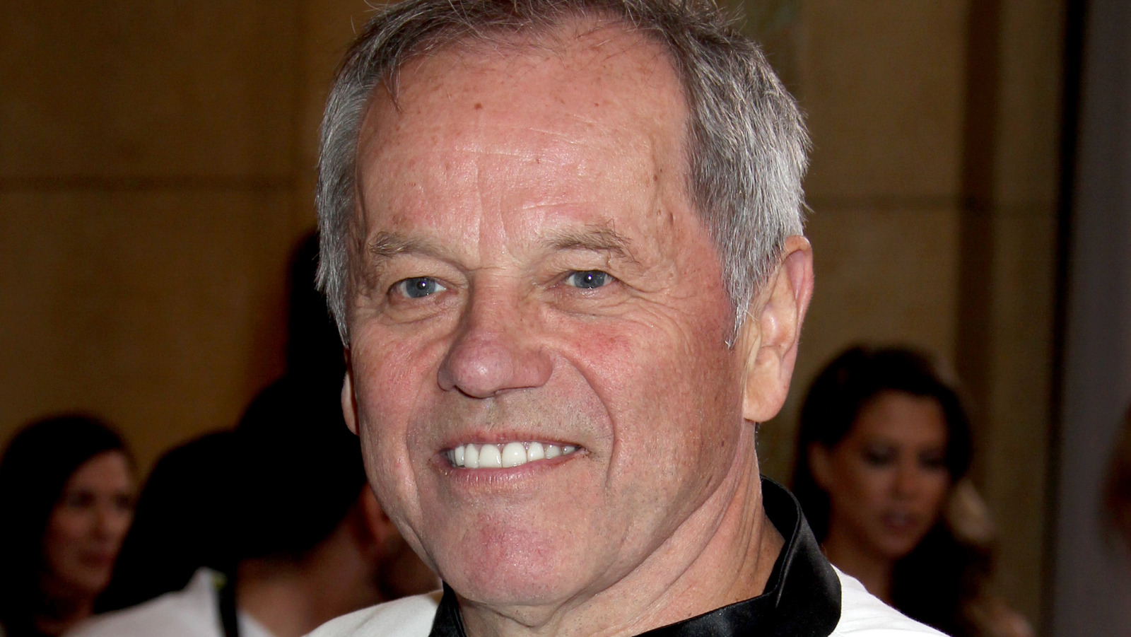 Wolfgang Puck's Surprising Trick Will Change The Way You Make Salads
