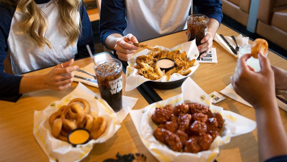 picky customers at buffalo wild wings