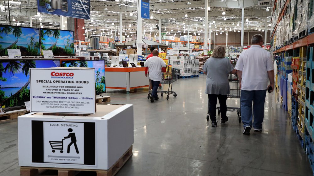 costco shoppers