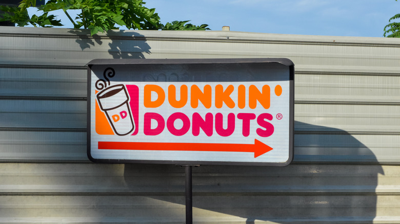 Dunkin' Donuts sign 