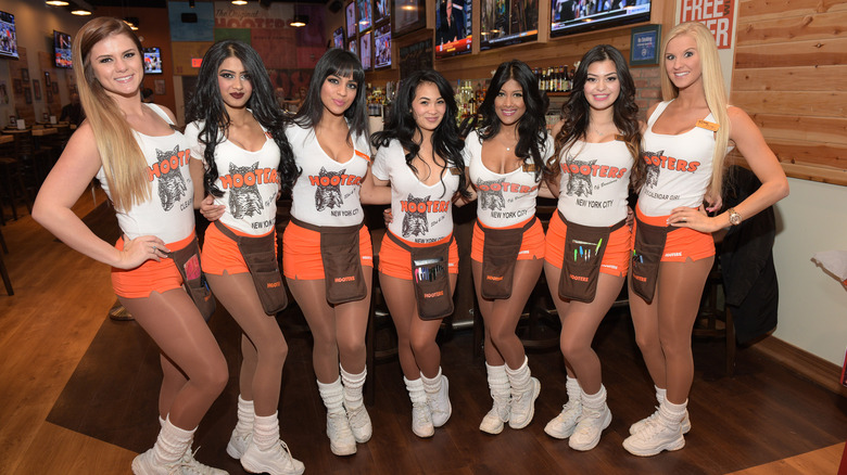 group of hooters girls together