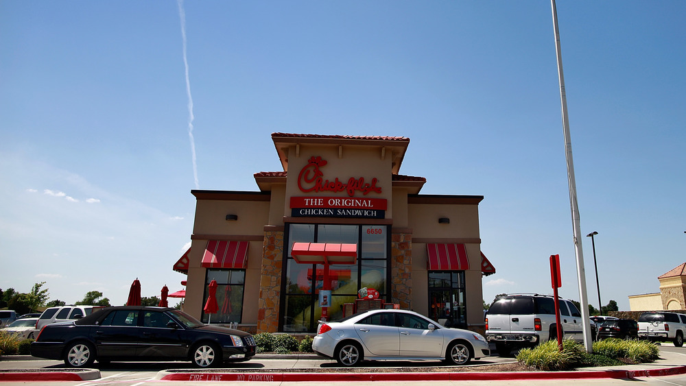 Cars waiting at Chick-fil-A drive-thru