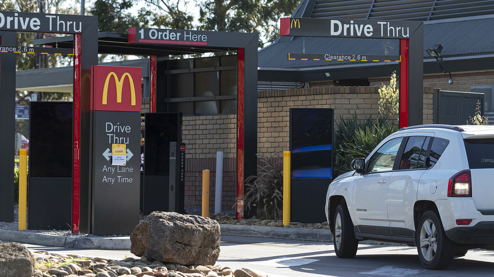 mcdonald's drive thru sign