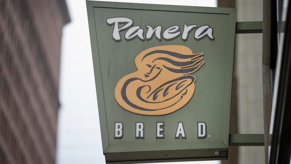 Panera Bread restaurant sign