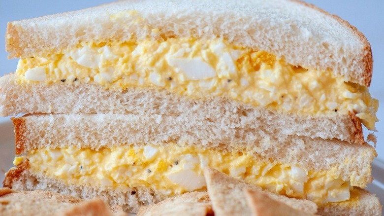 egg salad sandwich halves