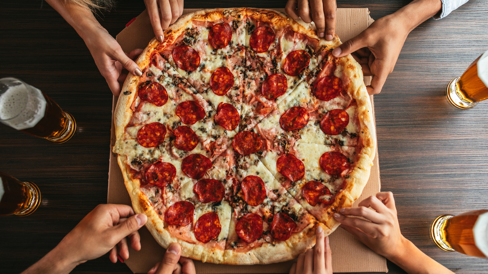 Legendary pizza restaurant Denino's to provide food service to