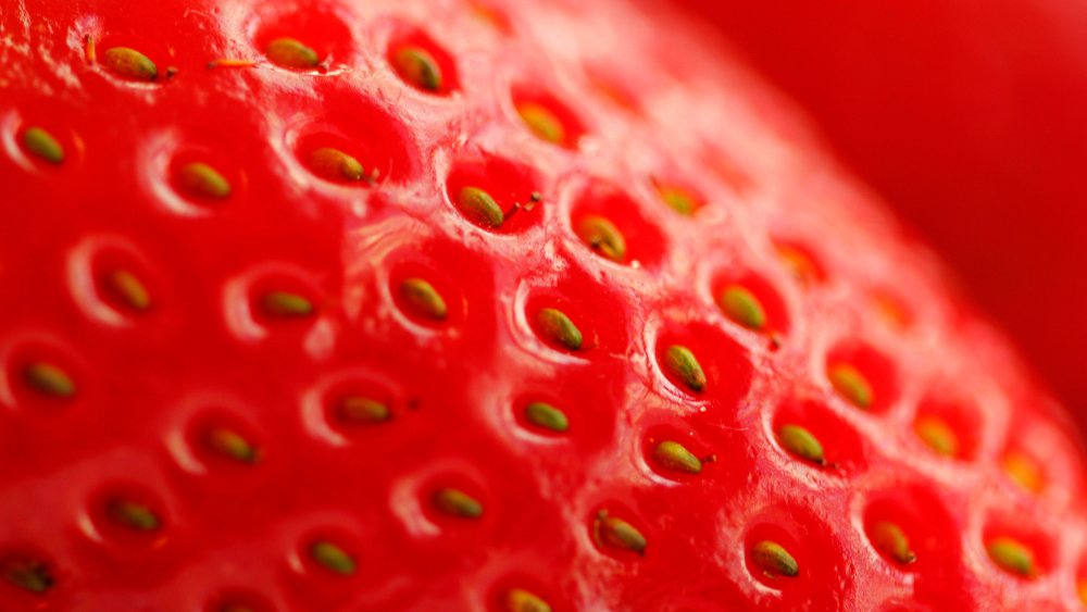 Deep-fried strawberries