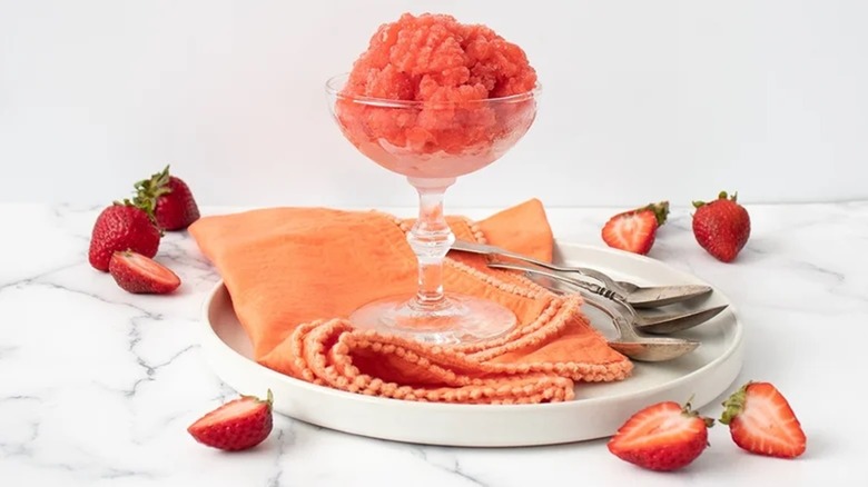 strawberry rosé granita