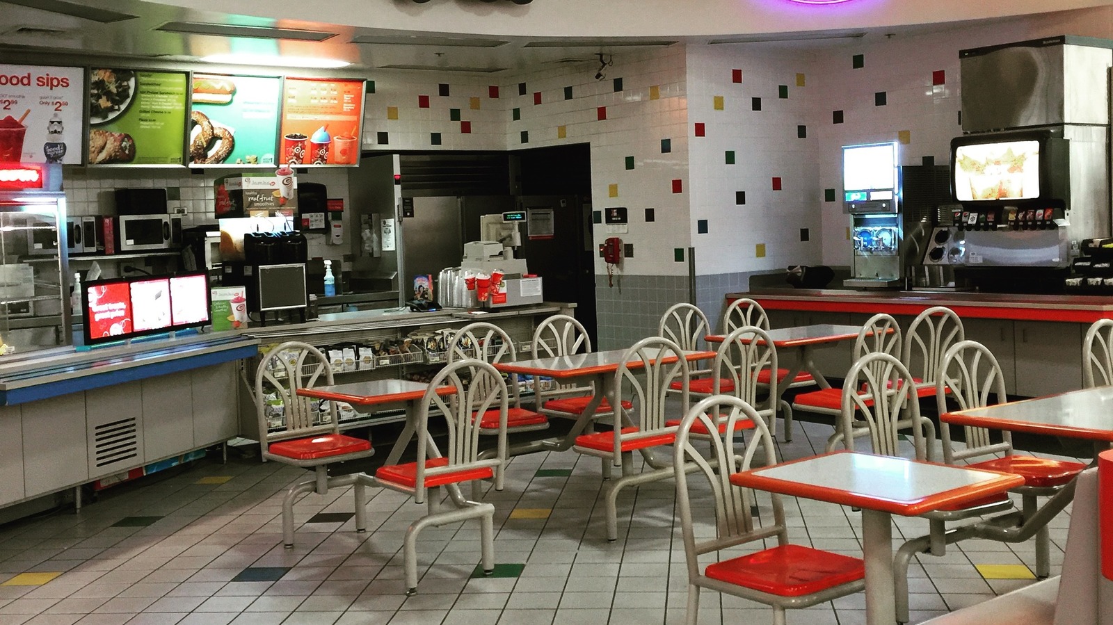 12 Mall Food Court Restaurants That Disappeared