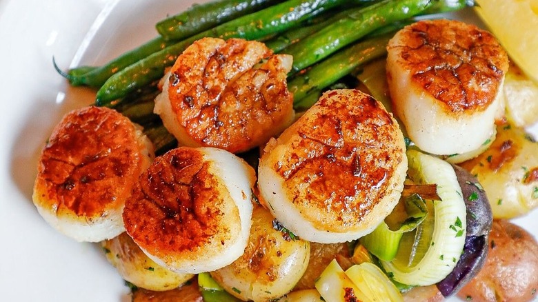 scallops and green beans 