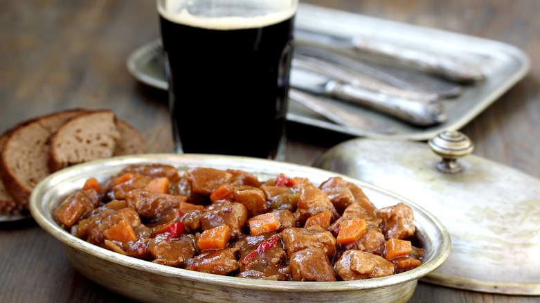 Traditional Irish stew and a Guiness beer