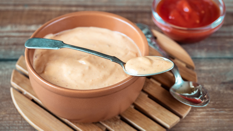 Homemade thousand island dressing