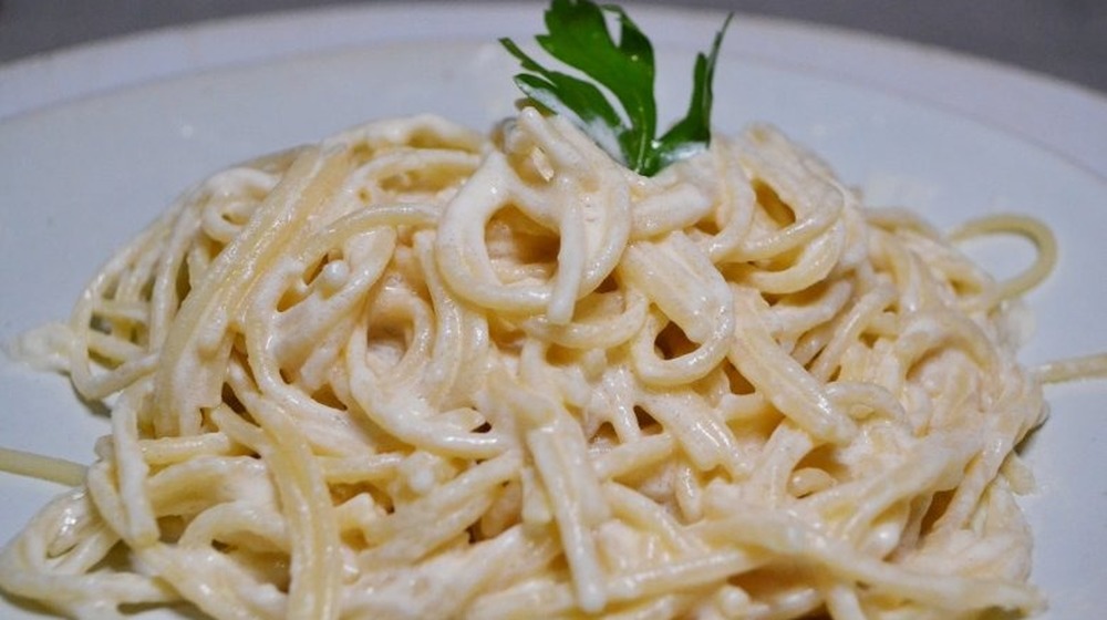 copycat Olive Garden Alfredo sauce