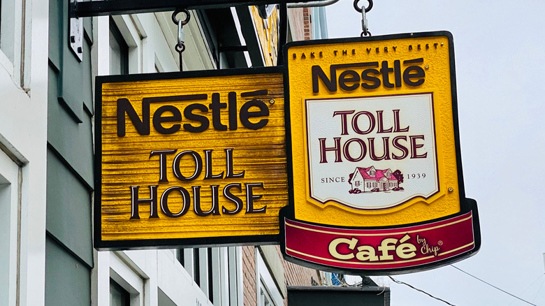 Nestle Toll House signs