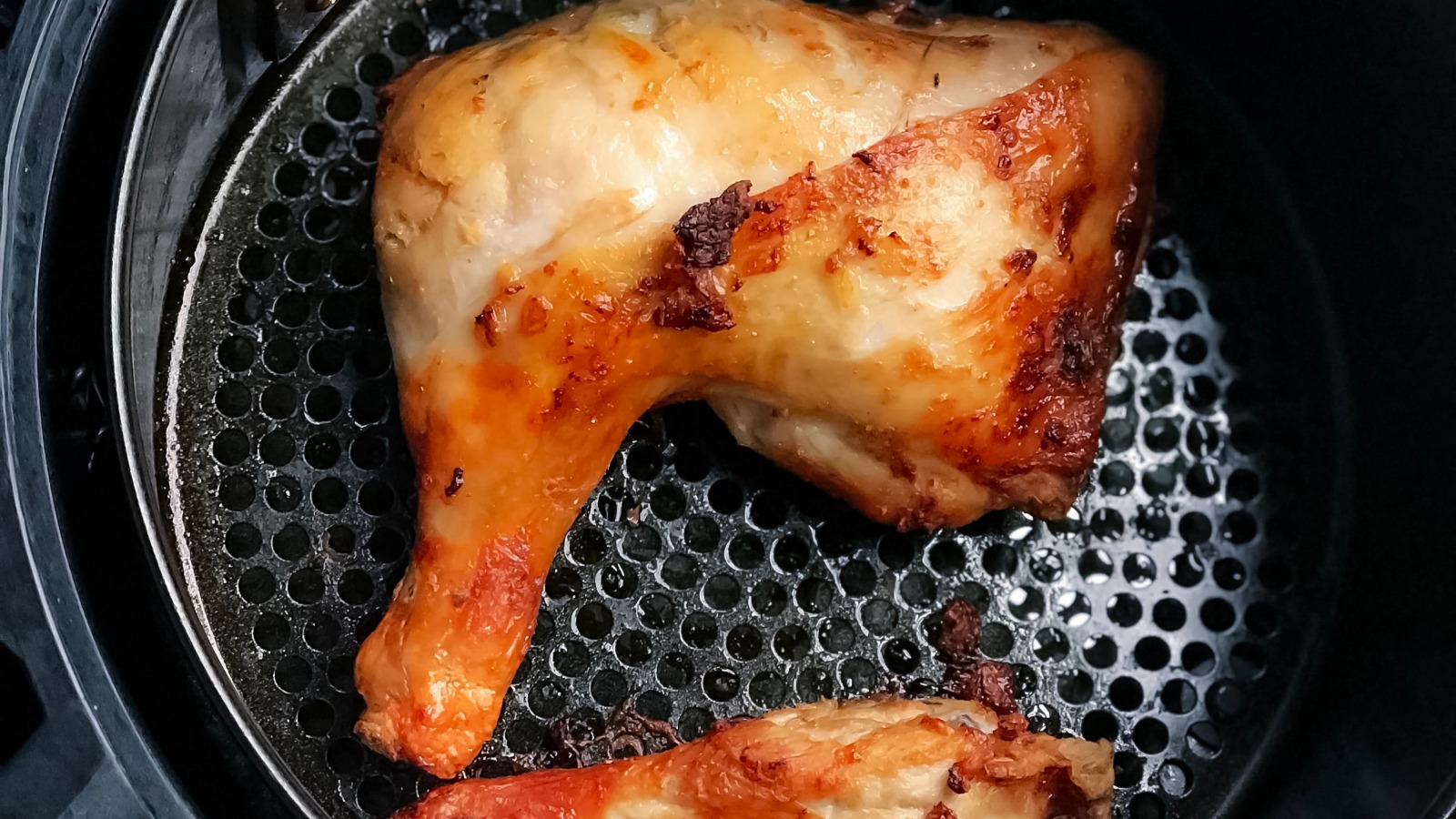 You Should Never Cook A Whole Chicken In An Air Fryer Heres Why 