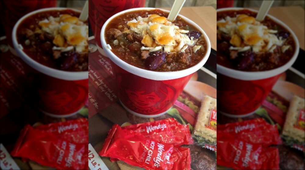 Would uou try @Wendy's canned chili? #wendys #fastfood #cannedfood #ta