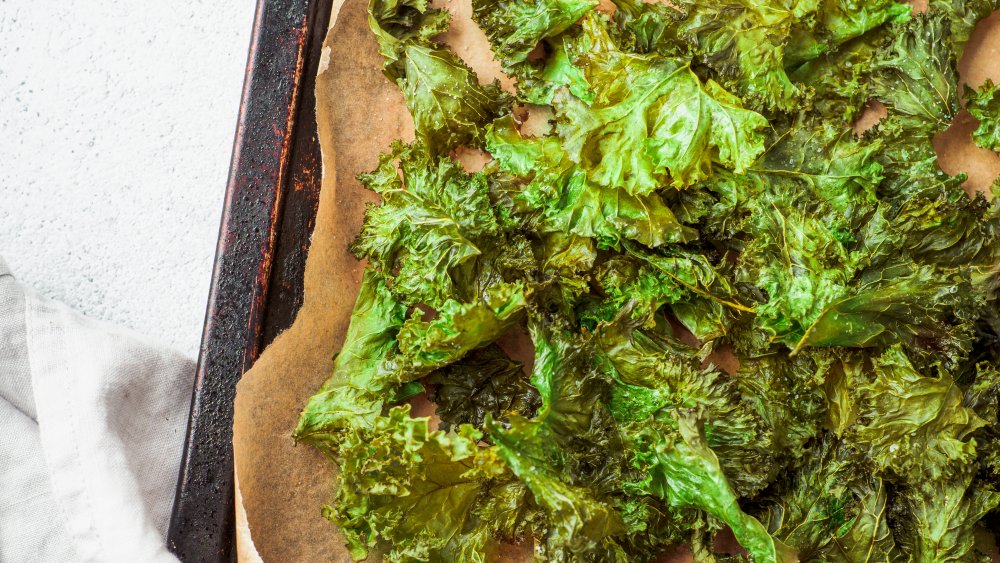 kale chips on baking sheet