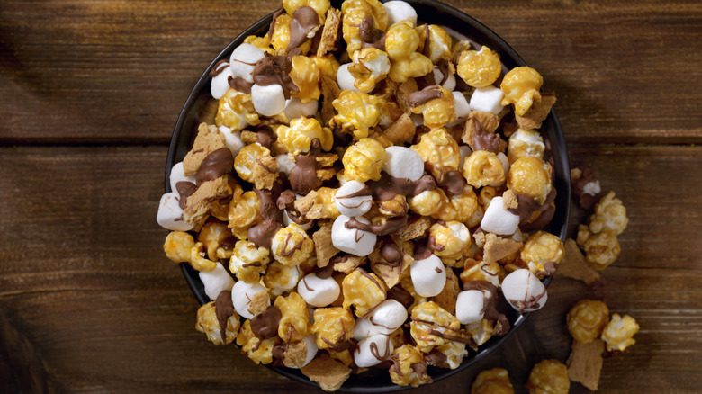 popcorn with chocolate and marshmallows