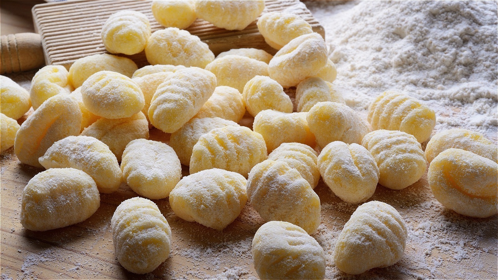 you-should-use-your-hands-when-mixing-gnocchi-here-s-why