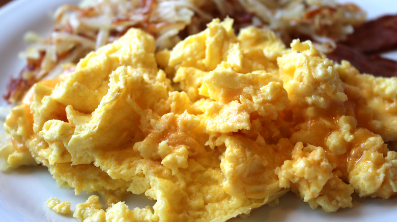 denny's scrambled eggs