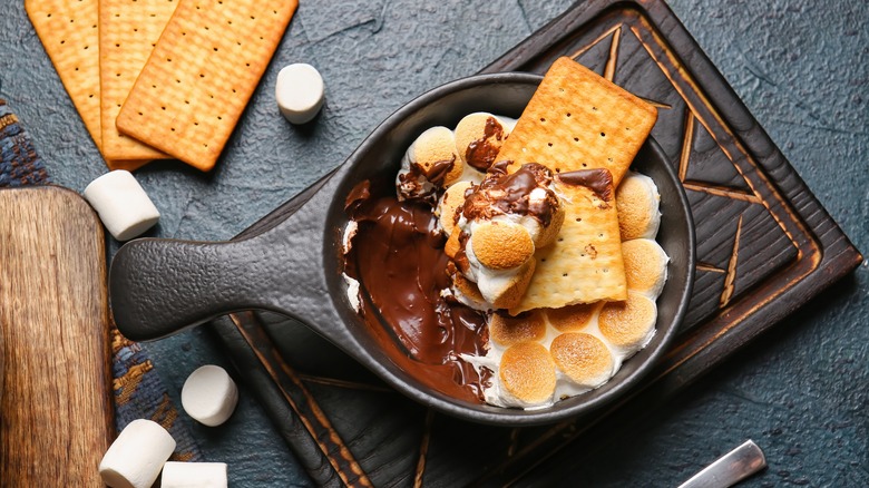 s'mores dip in skillet