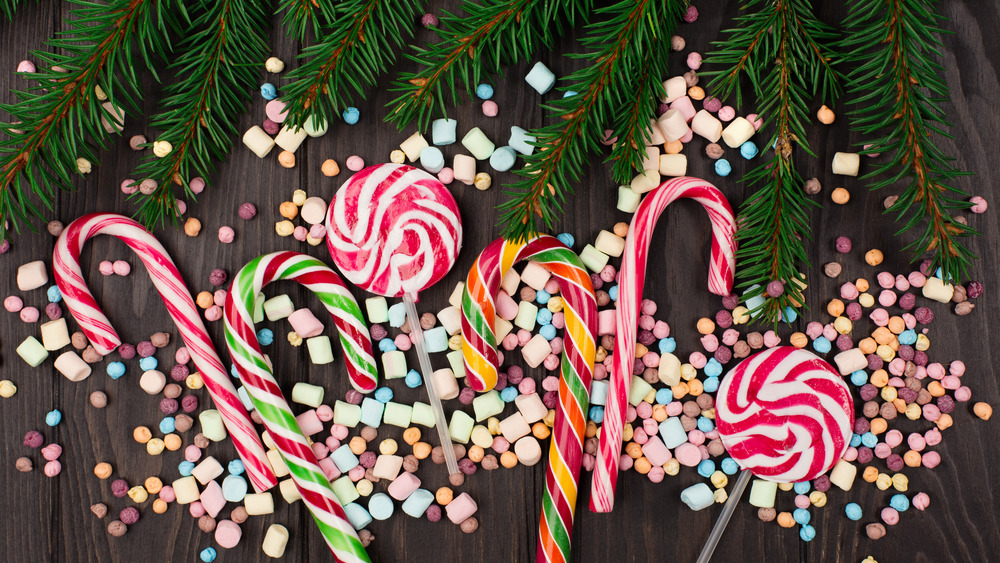 Your Holiday Candy Horoscope, According To Aldi