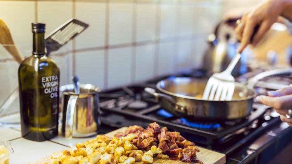 olive oil near stove