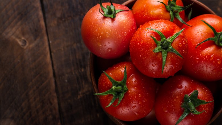 bowl of tomatoes