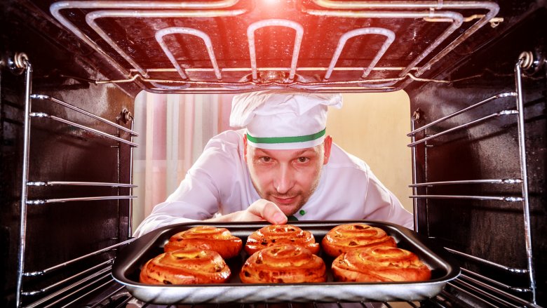 Does the Position of Your Oven Rack Matter?