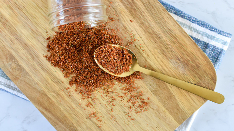 zesty rib rub on spoon 