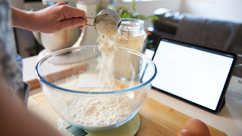 measuring flour